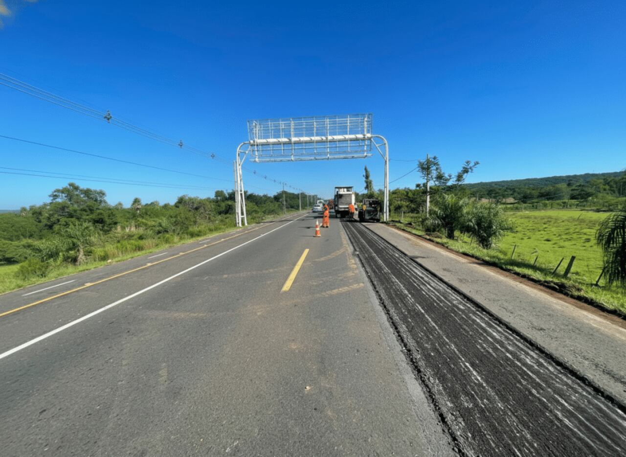 Las calles transversales necesitaban urgente reparación, pues quedaron destrozadas luego de que se implementaran los desvíos por las obras de Tapé Tuja.
