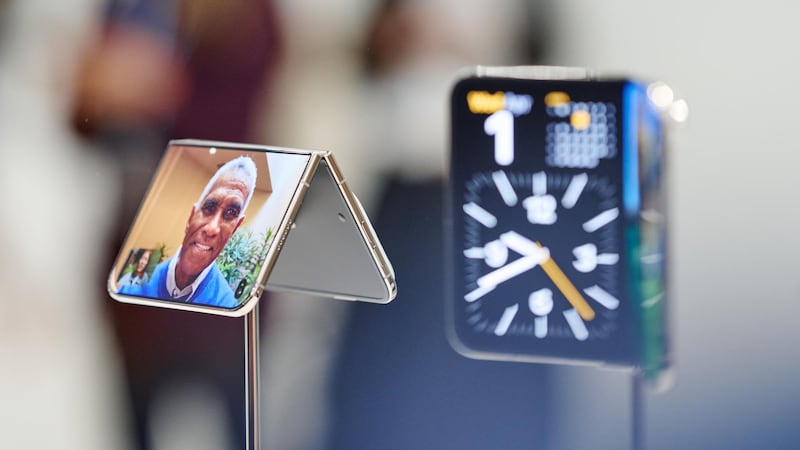 Apple presentó su iPhone Duo, ayer en Cupertino, California.