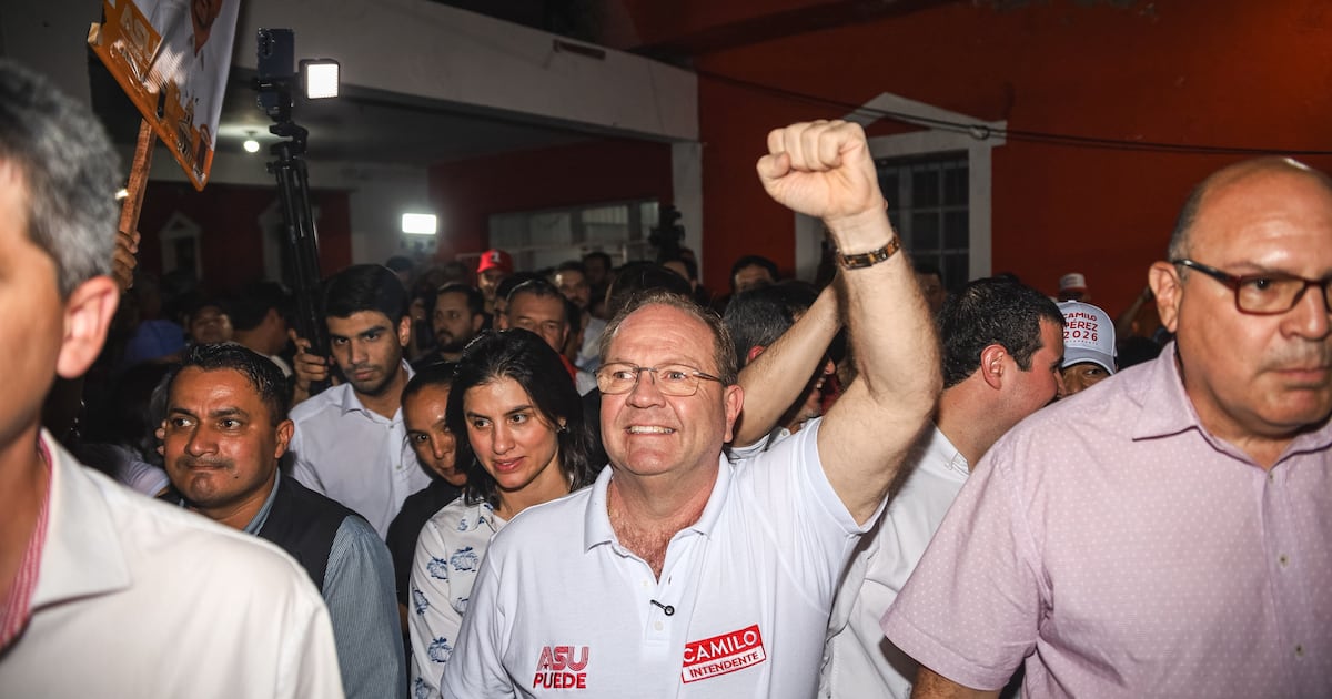 Camilo Pérez lidera encuentro zonal en Barrio Jara