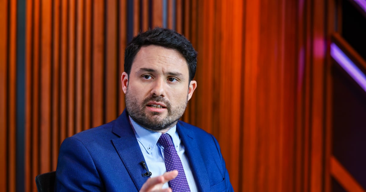 Gustale afirma que solo el BCP y la Superintendencia pueden fiscalizar bancos