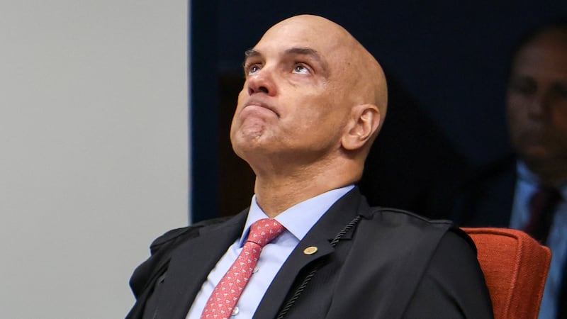 El juez de la Corte Suprema de Brasil, Alexandre de Moraes. Condujo el histórico juicio por golpismo contra Jair Bolsonaro, condenado a 27 años de prisión.