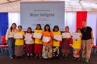 Mujeres Aché de Naranjal son reconocidas por preservar su cultura
