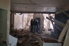 Familia sobrevive de milagro a explosiones durante el asalto en Santa Rita