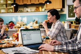 ¿Cómo la hiperconexión puede llegar a impactar en los vínculos familiares?