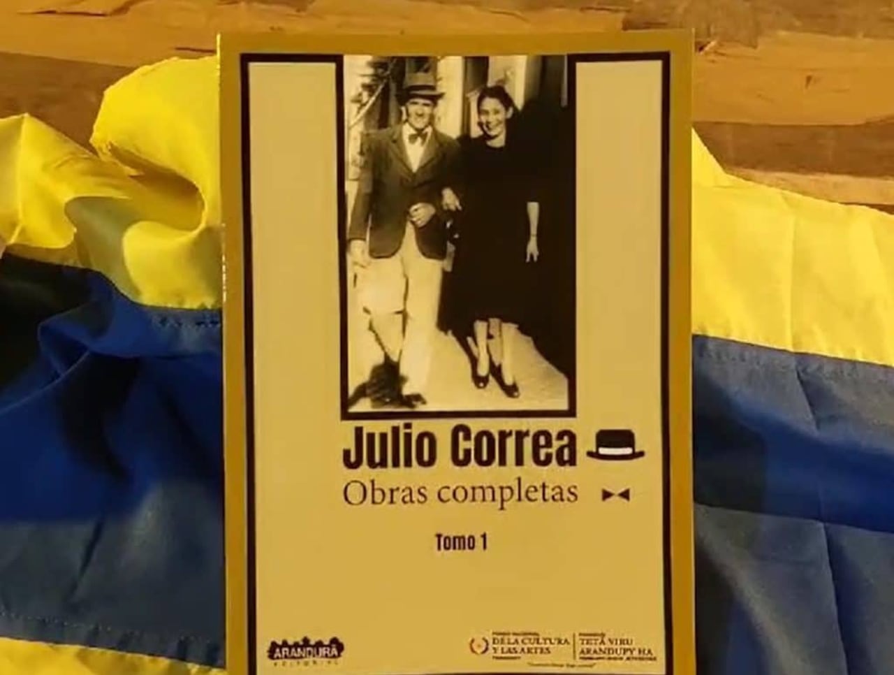 Portada del nuevo compendio de obras de Julio Correa