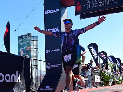 Pa’i desafió límites y llegó a la meta en competencia Ironman