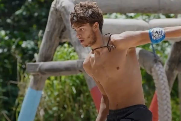 ¡Terrible! Suspendieron reality porque participante se amputó una pierna