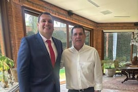 Horacio Cartes en EEUU: Senador habla de reivindicación política tras su llegada