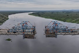 Puente bioceánico: a 13 metros de coronar nueva unión Paraguay-Brasil
