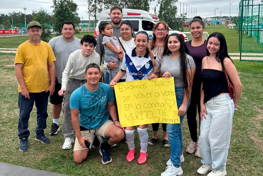 Verónica López, la defensora que lucha contra el cáncer de tiroides y volvió a la cancha