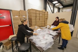 Justicia Electoral prepara kits de máquinas de votación para capacitaciones