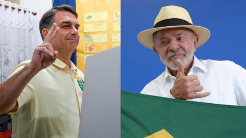 El mandatario brasileño, Luiz Inácio Lula da Silva (d), y el senador Flávio Bolsonaro quienes disputarán la presidencia en una segunda vuelta electoral el próximo 25 de octubre, según los resultados oficiales de los comicios celebrados ayer, con el 96,60% del censo escrutado.
