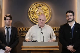 El parlamentario se declaró independiente y descartó que su voto mueva la aguja colorada