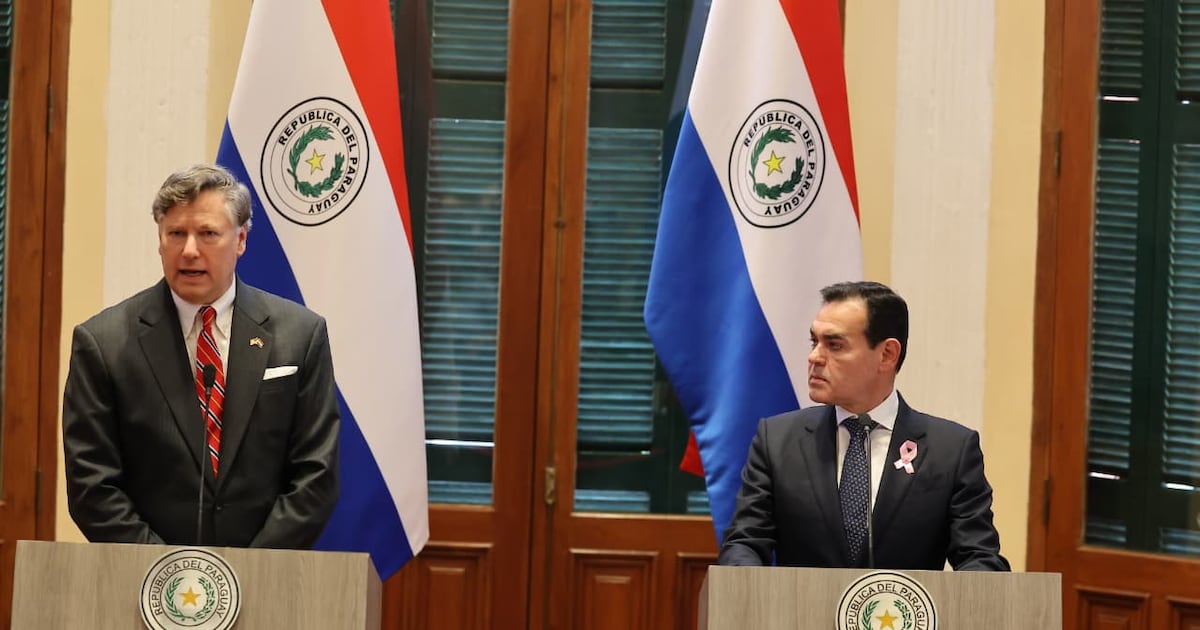 Christopher Landau resalta la cooperación histórica con Paraguay