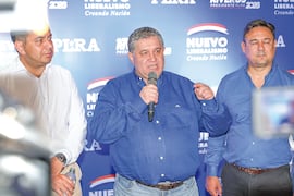 Alcides Riveros convoca a directorio y plantea unidad opositora