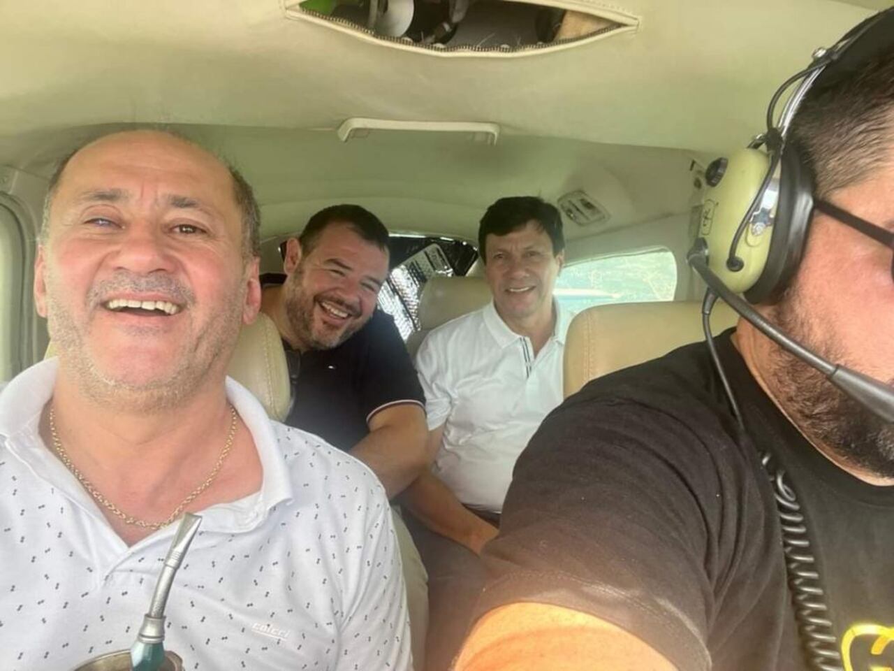 Ultima fotografía tomada por los ocupantes del avión, antes del trágico final.