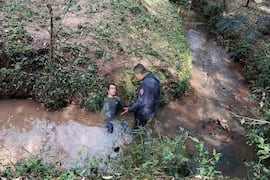 Detienen a un hombre que habría intentado ahogar a su propia hija