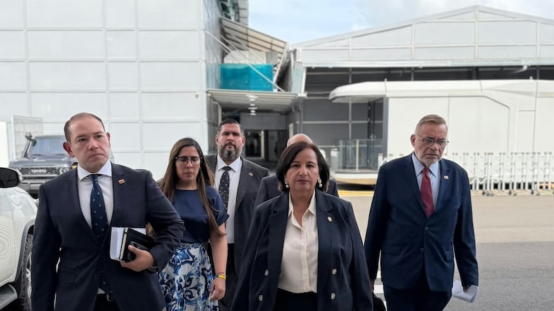 La exdiputada venezolana Dinorah Figuera, quien encabeza la delegación opositora.
