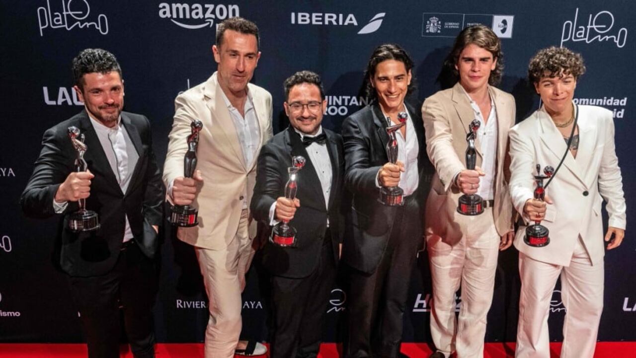 Elenco de la sociedad de la Nieve en los Premios Platino 2024