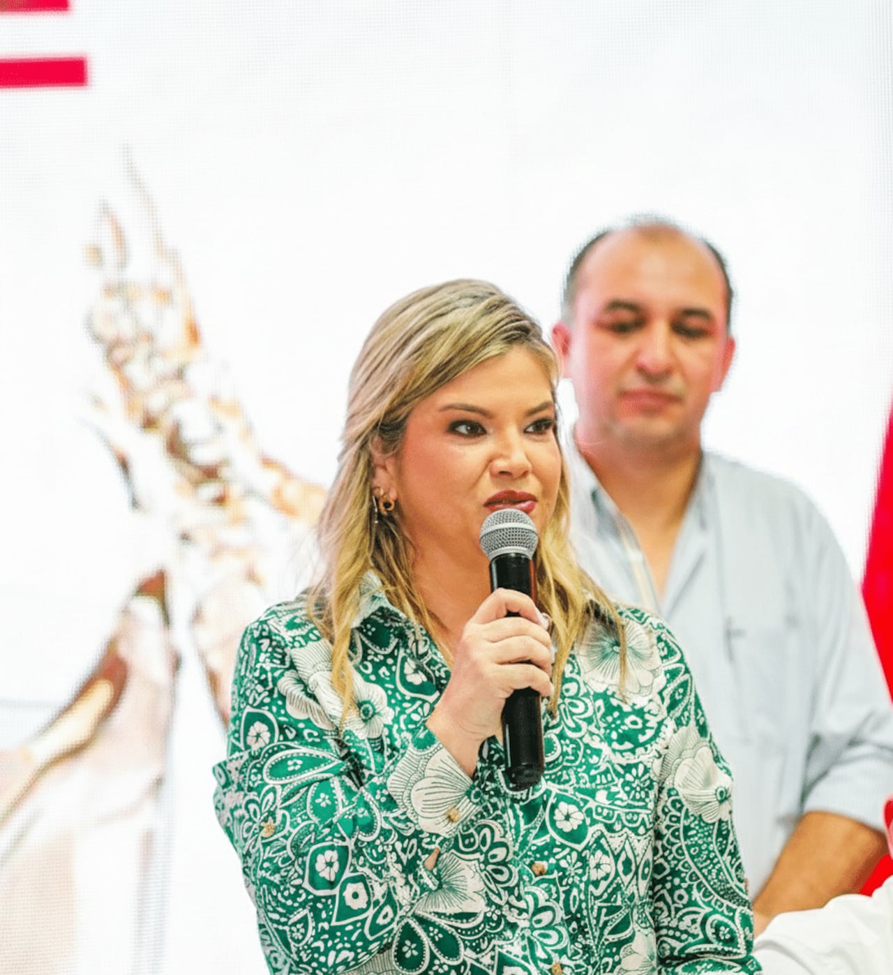 Rossana Gómez, concejal, forma parte delescenario interno colorado como una de lasfiguras que disputará la definición partidaria.