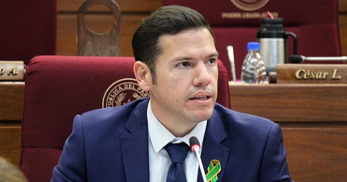 Diputado busca penalizar el 'terrorismo financiero'