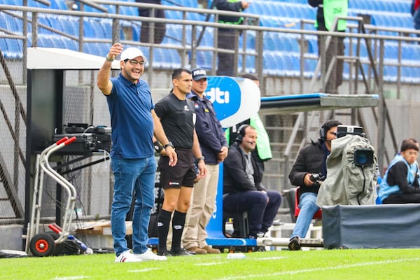 “En la Copa tenemos que seguir haciendo historia”, tiró.