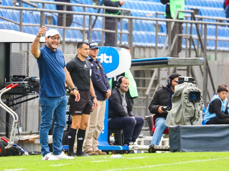 “En la Copa tenemos que seguir haciendo historia”, tiró.