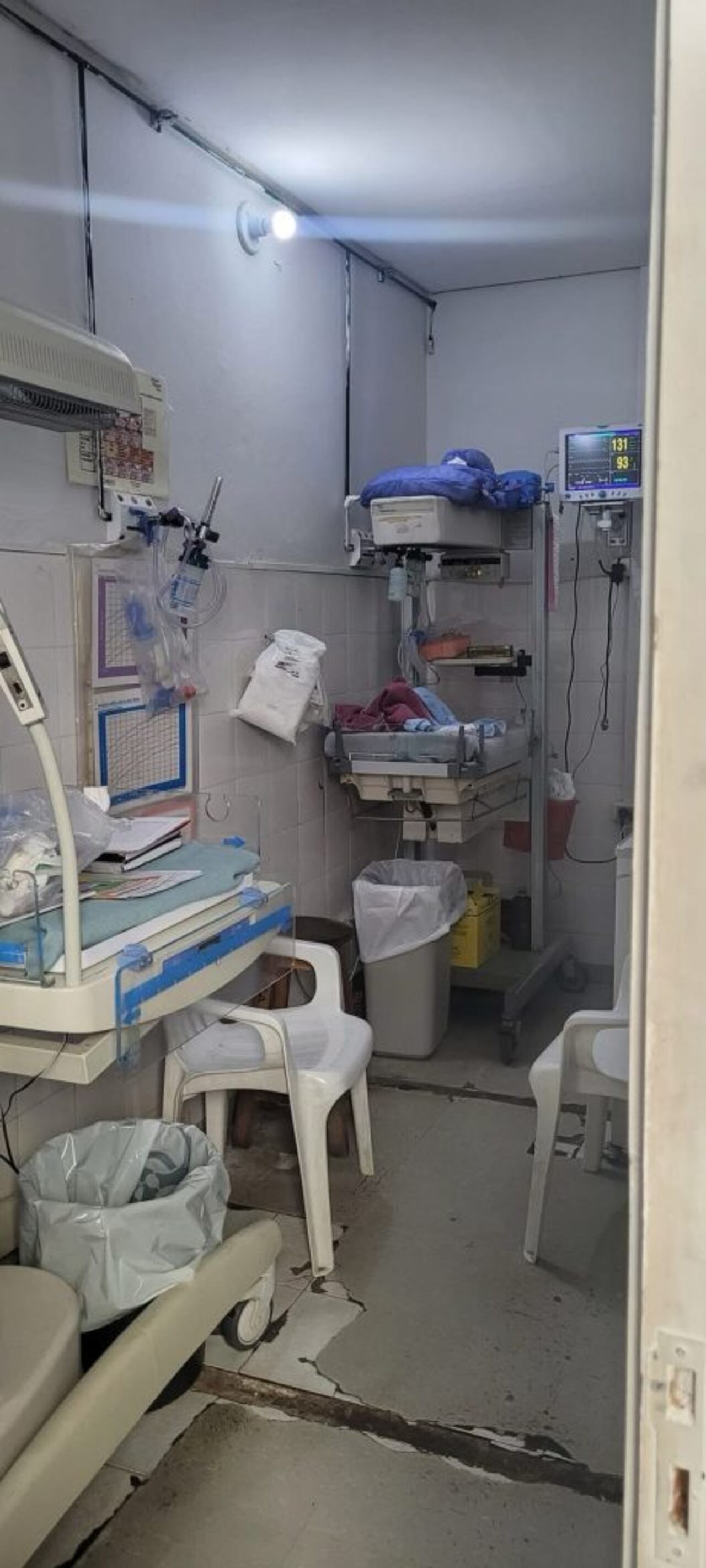 Esta es la sala de recibimiento a recién nacidos.