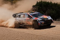 Neuville resiste en el infierno