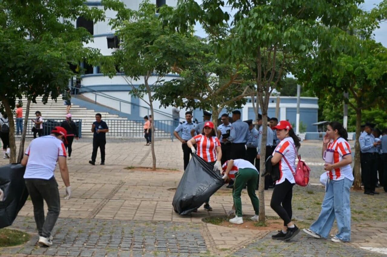 Esta actividad busca fortalecer la gestión de residuos sólidos en la ciudad y promover una cultura de cuidado del entorno durante la temporada de mayor concentración de peregrinos del país.