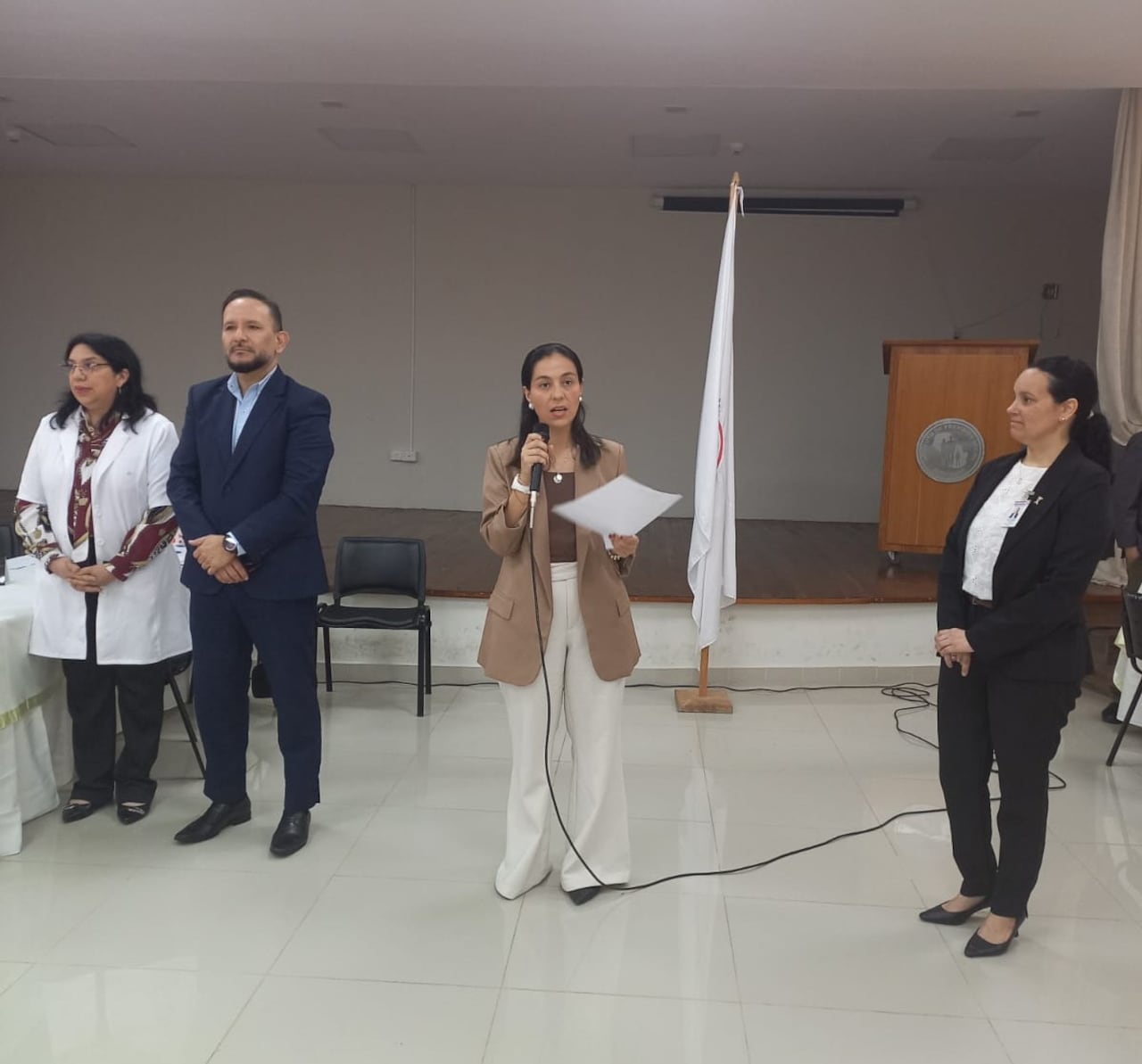 IPS busca incorporar a más de 300 médicos especialistas al plantel