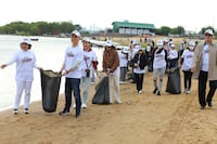 Taiwán limpia la bahía y reclama participación de la Asamblea de Salud
