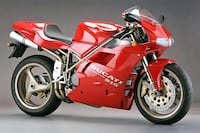 Esculturas a doscientos por hora. El arte, la supervivencia y el rugido eterno de Ducati.