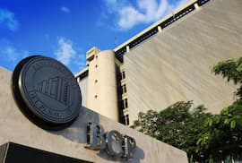 BCP confirma funcionamiento normal del sistema bancario y descarta intervenciones