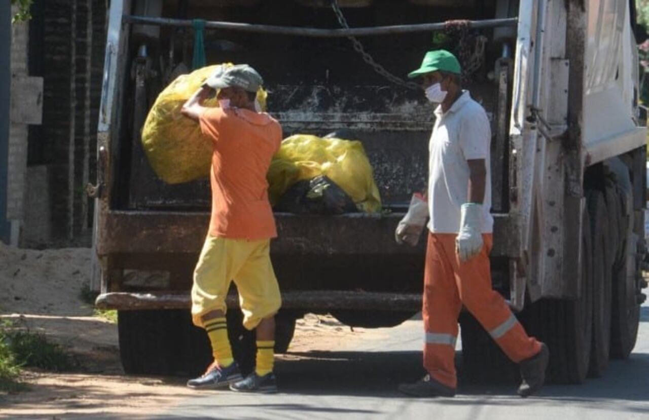 Asimismo, se destacan medidas paradosificar pagos a acreedoresyproveedores, evitando afectar los servicios básicos como la recolección de basura o el mantenimiento urbano.