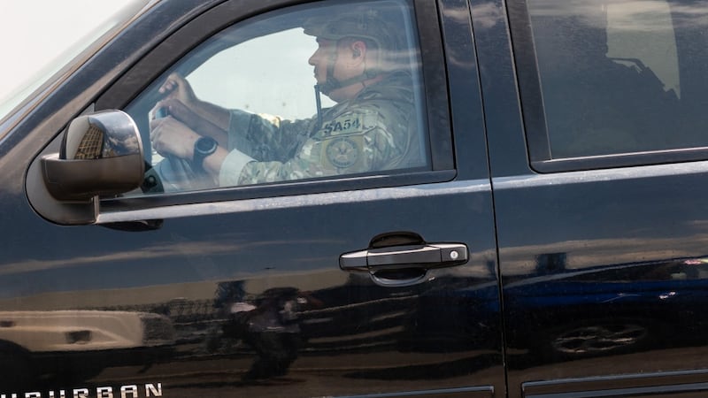 Convoy del depuesto presidente venezolano Nicolás Maduro, camino a una audiencia ante un tribunal de Nueva York.