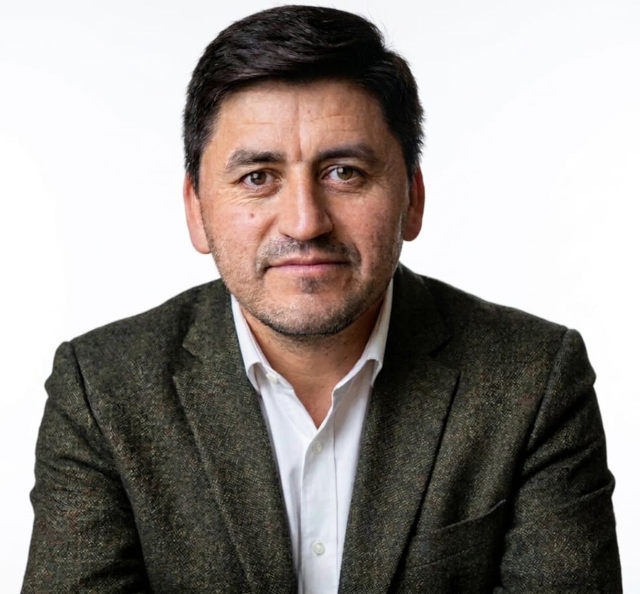 Arnaldo Casco presenta su segunda novela íntegramente escrita en guaraní