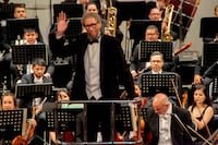 Leon Burke dirigirá hoy la Quinta Sinfonía de Ludwig Van Beethoven