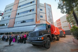 El TSJE envía maletines electorales a siete departamentos del país
