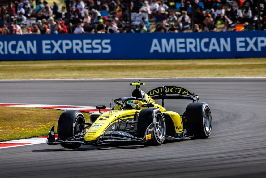 Joshua Dürksen clasificó séptimo y larga cuarto en la carrera sprint