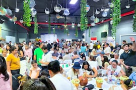 La Comilona de Teletón cruzó fronteras y reunió a paraguayos en EE.UU.