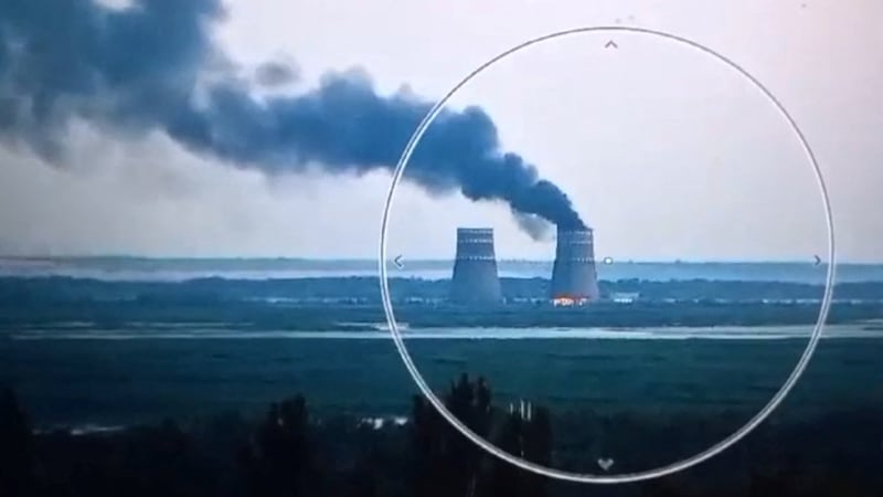 Captura de pantalla de video de la central nuclear de Zaporoyia, territorio ucraniano ocupado, tras el inicio de la guerra con Rusia.