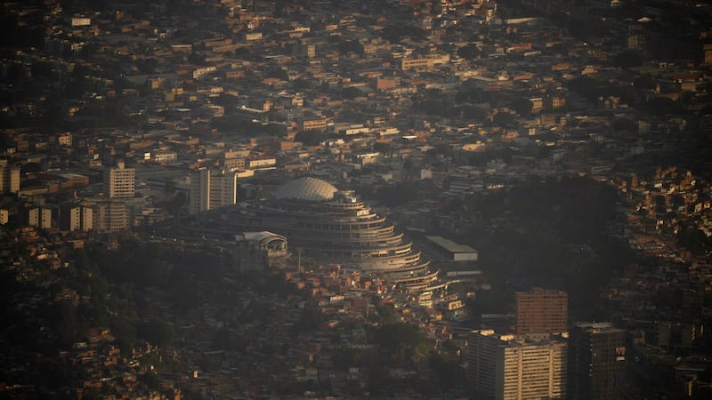 El Helicoide, una prisión en Venezuela donde permanecen, según denuncias, presos comunes y políticos, y es administrada por el Servicio Bolivariano de Inteligencia Nacional (Sebin), en Caracas. (AFP)