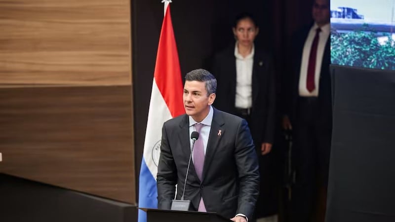 El presidente de la República, Santiago Peña, durante su discurso en la apertura del Foro Cavialpa, hoy, en el BCP.