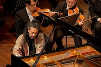 OSCA inaugura temporada oficial con presencia de pianista francés