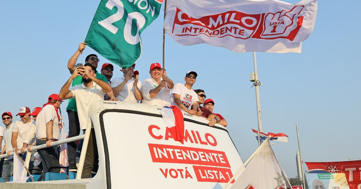 Camilo Pérez concluyó su campaña en Asunción y convocó a votar el 4 de octubre