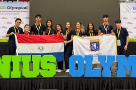 Alumnos paraguayos clasifican a la final de Olimpiada GENIUS, New York