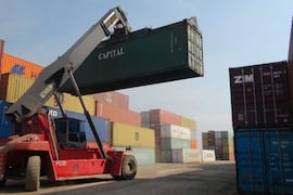 Exportadores exigen al BCP frenar la caída del dólar frente al guaraní