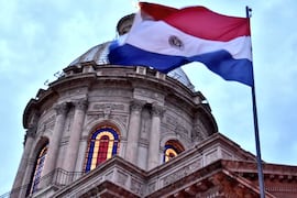 La patria no se honra solo con discursos y banderas, sino con confianza