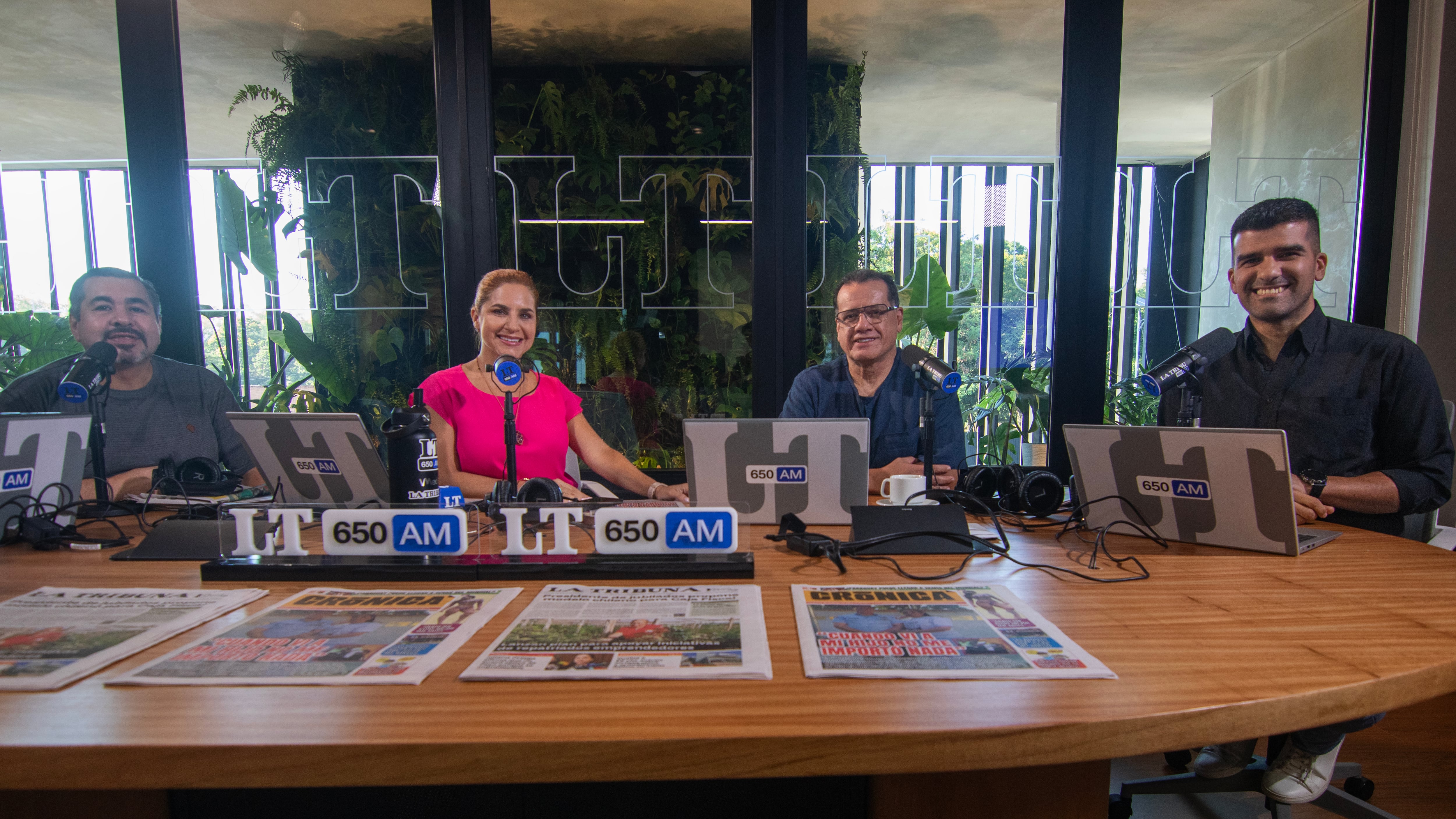 El equipo acompaña a la audiencia de 05:00 a 08:00.